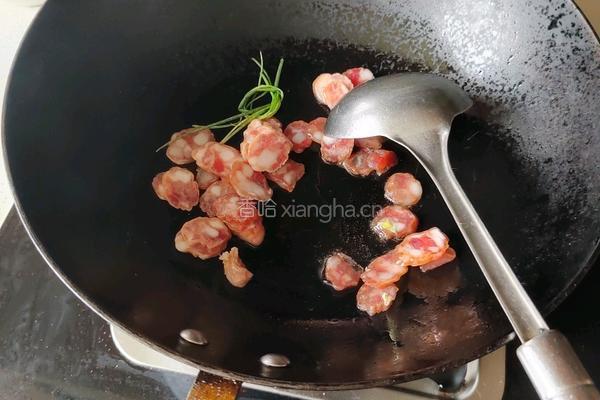 白菜土豆炒香肠的做法图解4