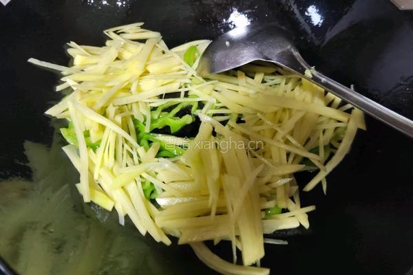 青椒土豆丝的做法图解4