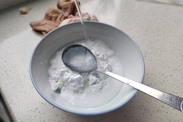 黄瓜拌凉粉的做法图解1