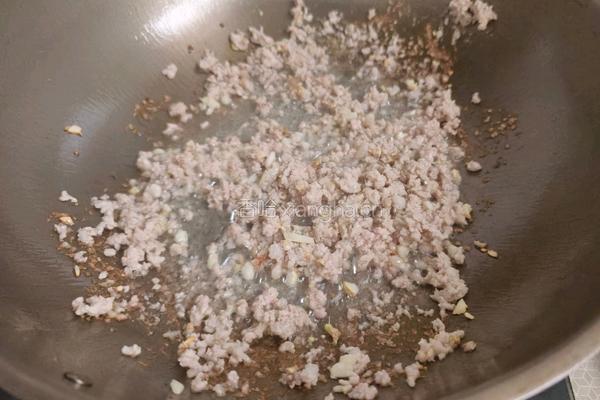 肉沫烧豆腐的做法图解4