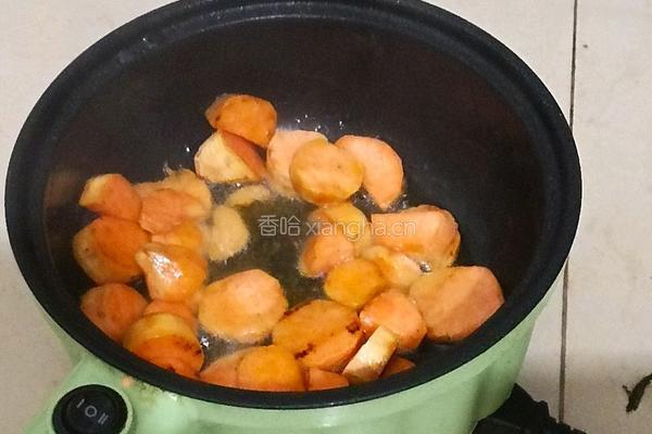 煎红薯片的做法图解5