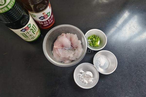 不加一滴油の醋溜鱼片的做法图解1