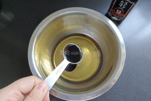 酱油味的花生小饼干的做法图解3