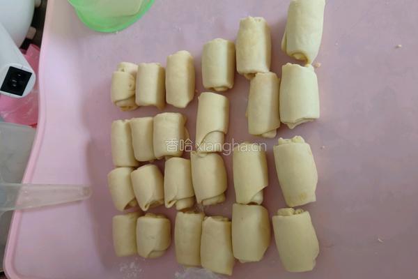 咸蛋黄月饼的做法图解11