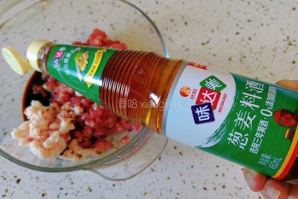 猪肉香菜水饺的做法图解4