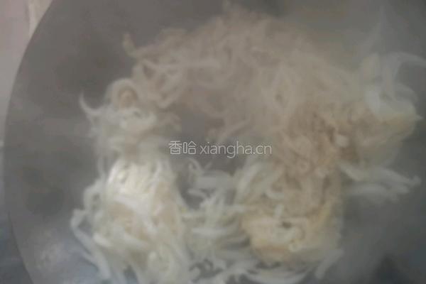 酸菜巴沙鱼的做法图解9