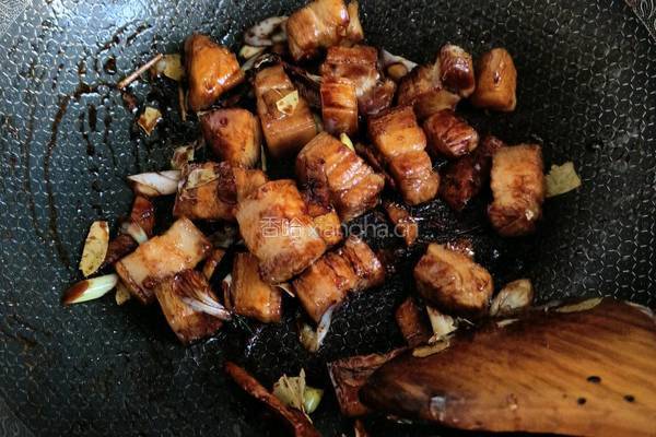 红烧肉焖米饭的做法图解6