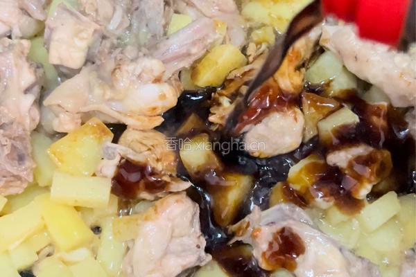 土豆炒鸡肉的做法图解8