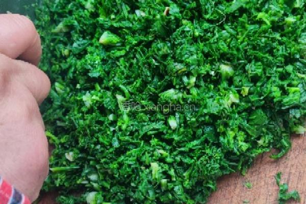 荠菜春卷的做法图解2