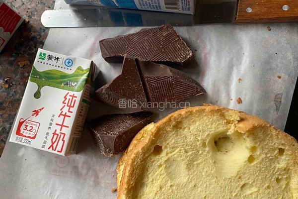 巧克力慕斯蛋糕的做法图解1