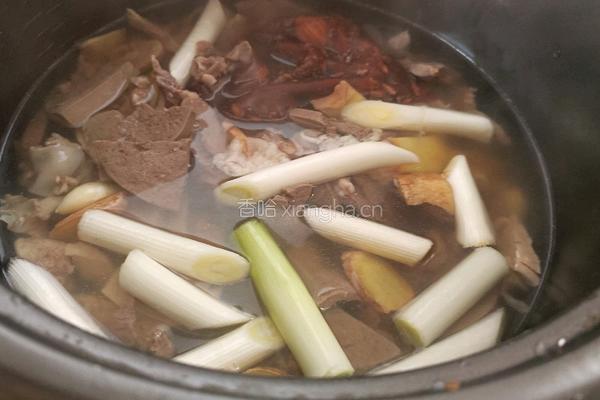 家常版清炖羊杂汤的做法图解7