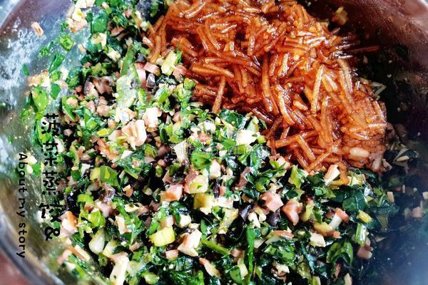 菠菜蒸饺的做法图解1