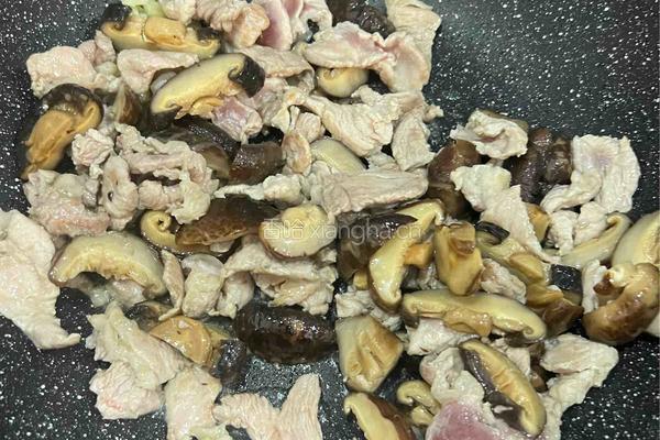 香菇炒猪肉的做法图解6