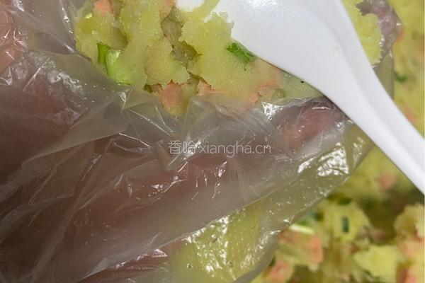 贵阳洋芋粑粑的做法图解7