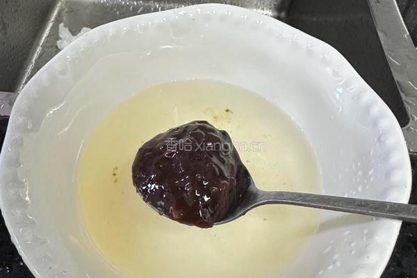 豆角茄子炸酱面的做法图解2