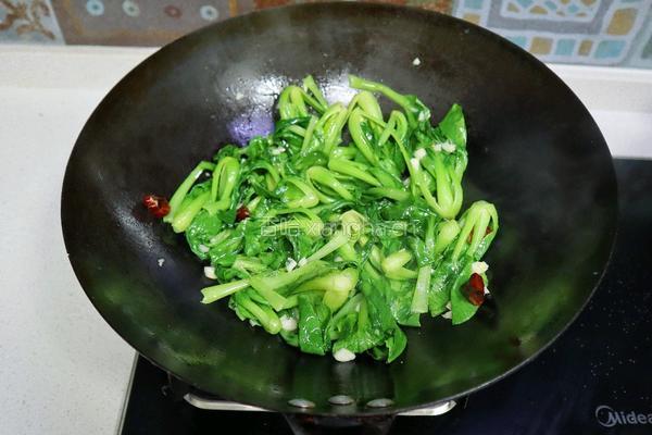 蒜蓉鸡毛菜 快手低脂小青菜补钙小白菜的做法图解3