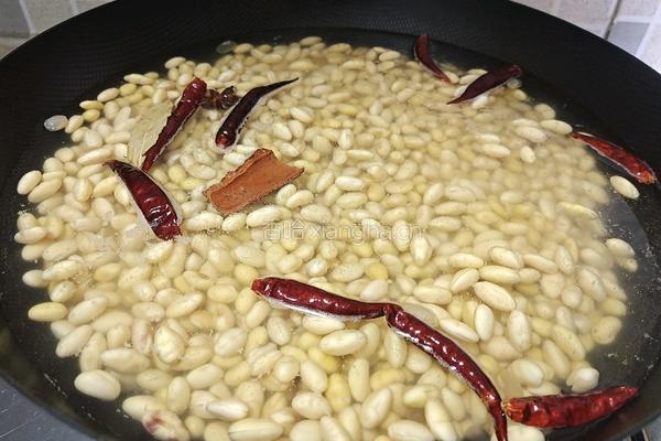 香辣黄豆酱的做法图解2