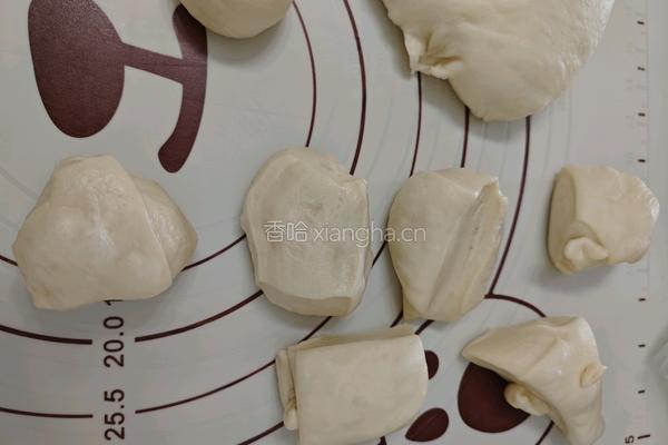 椰蓉小面包的做法图解4