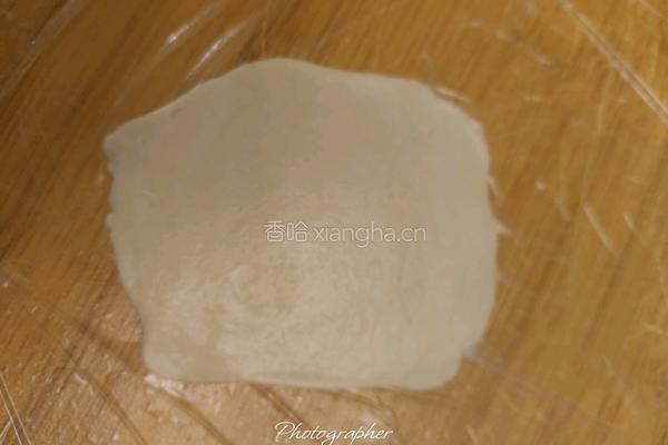 小熊猫蛋黄酥的做法图解16