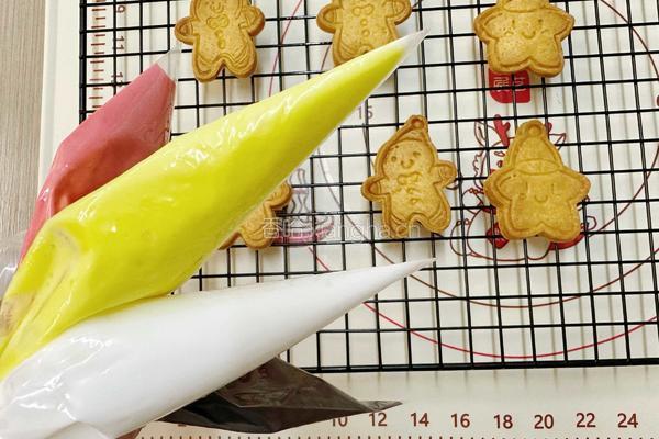 圣诞糖霜饼干的做法图解11