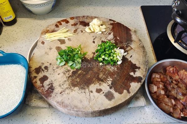腊味煲仔饭的做法图解2