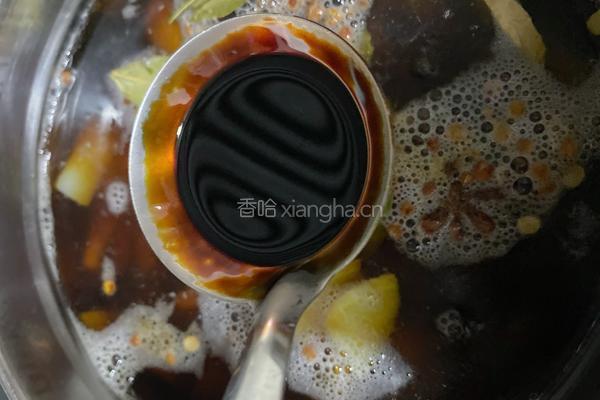 五香猪皮冻的做法图解4