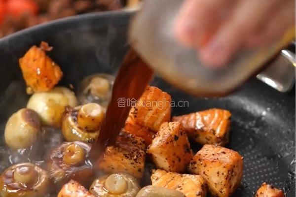 黑松露酱烧三文鱼的做法图解7