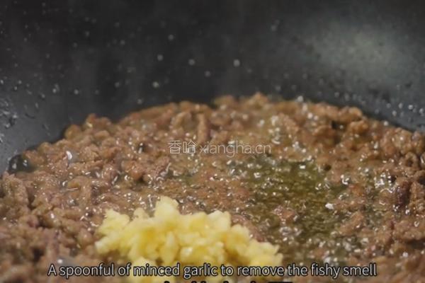 黑松露彩椒牛肉炒饭的做法图解4