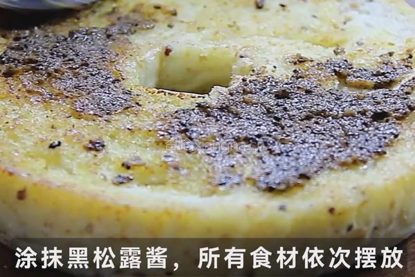班尼迪克蛋三明治的做法图解7