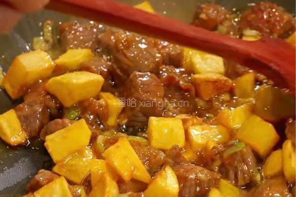 孜然土豆爆炒牛肉的做法图解7