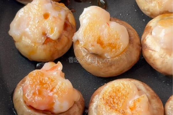 鲜嫩多汁的迷你小汉堡，9菇鲜灵魂加入，口味颜值并存还简单?的做法图解3