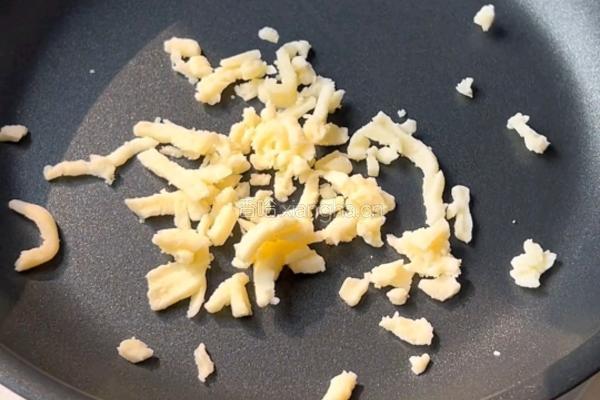 黑松露口蘑菠菜蛋饼的做法图解5