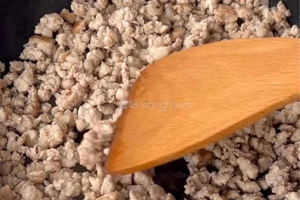救命！挖到宝了！这碗用3勺9菇鲜调配的神仙拌饭，一口就沦陷的做法图解3