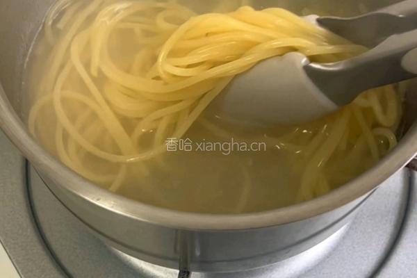 黑松露海鲜意面的做法图解1