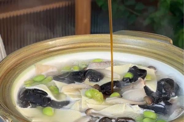 一口鲜掉眉！毛豆千张煲的春日味觉狂欢的做法图解7