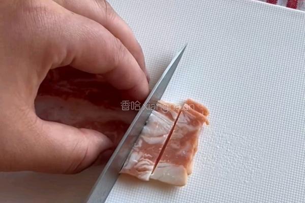 黑松露培根蘑菇三明治的做法图解1
