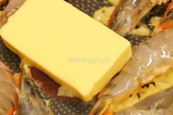 黑松露黄油虾的做法图解5