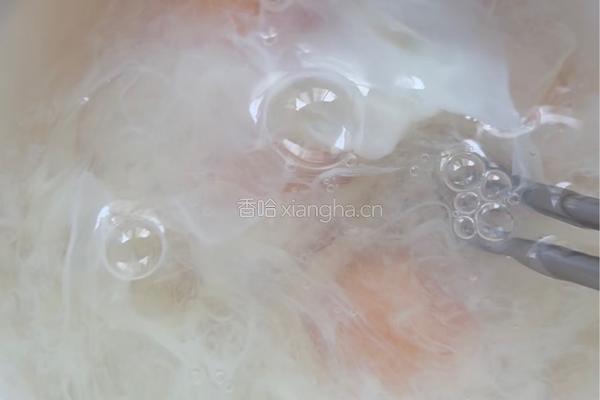 水蒸蛋鸡蛋羹（不用盖保鲜膜不起气泡）的做法图解3