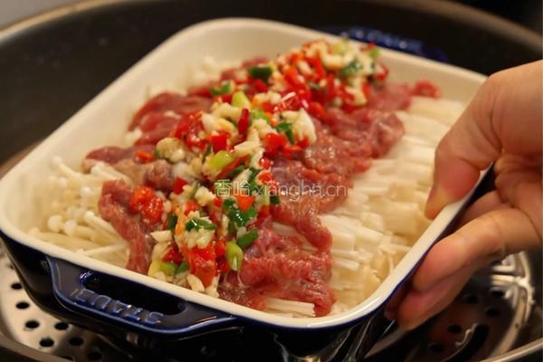 香到舔盘！8分钟解锁神仙金针菇蒸牛肉的做法图解5