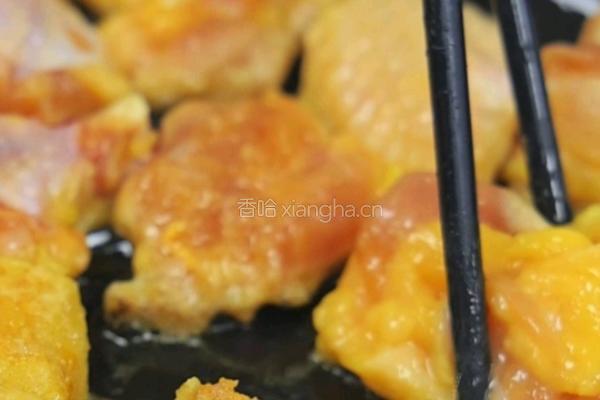 蒜香口蘑鸡的做法图解3