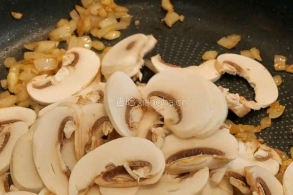 黑松露奶油鸡腿饭的做法图解4