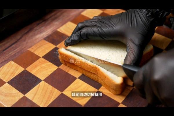 黑松露滑蛋西多士的做法图解1