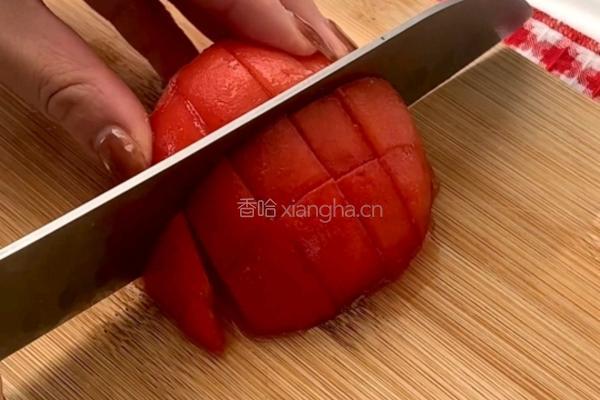 虾滑番茄肥牛泡面的做法图解3