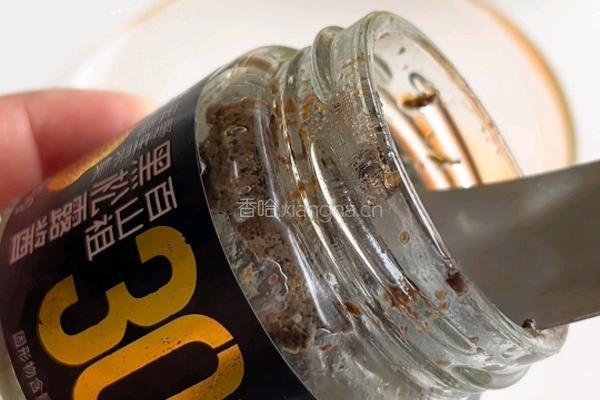 黑松露包菜虾仁烘蛋的做法图解3