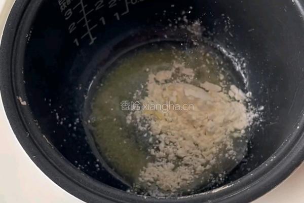 黑松露奶油蘑菇汤的做法图解2