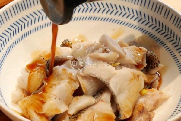 清蒸鲈鱼片的做法图解6