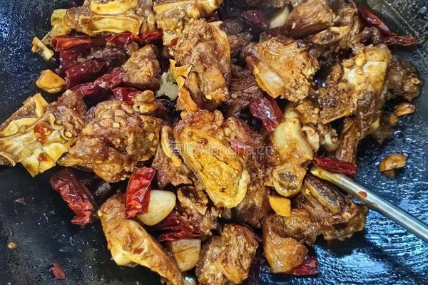 螺蛳牛排煲的做法图解6