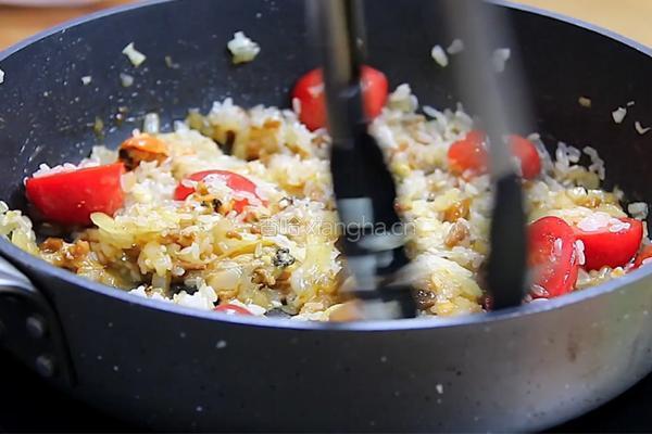 肉臊海鲜烩饭的做法图解5