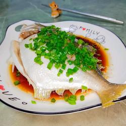 清蒸鲳鱼的做法[图]