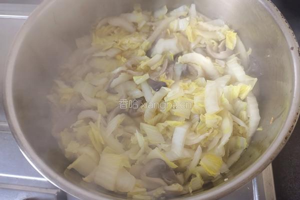 平菇炒白菜的做法图解7